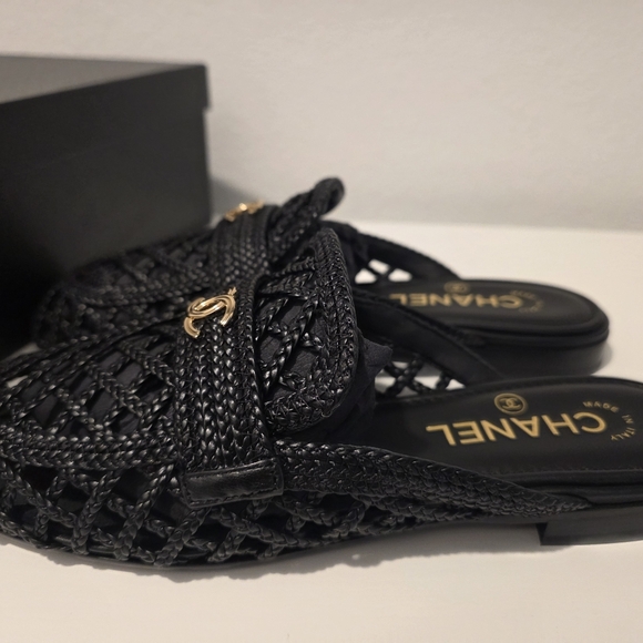 CHANEL MULES 2026 NEW - Picture 12 of 17